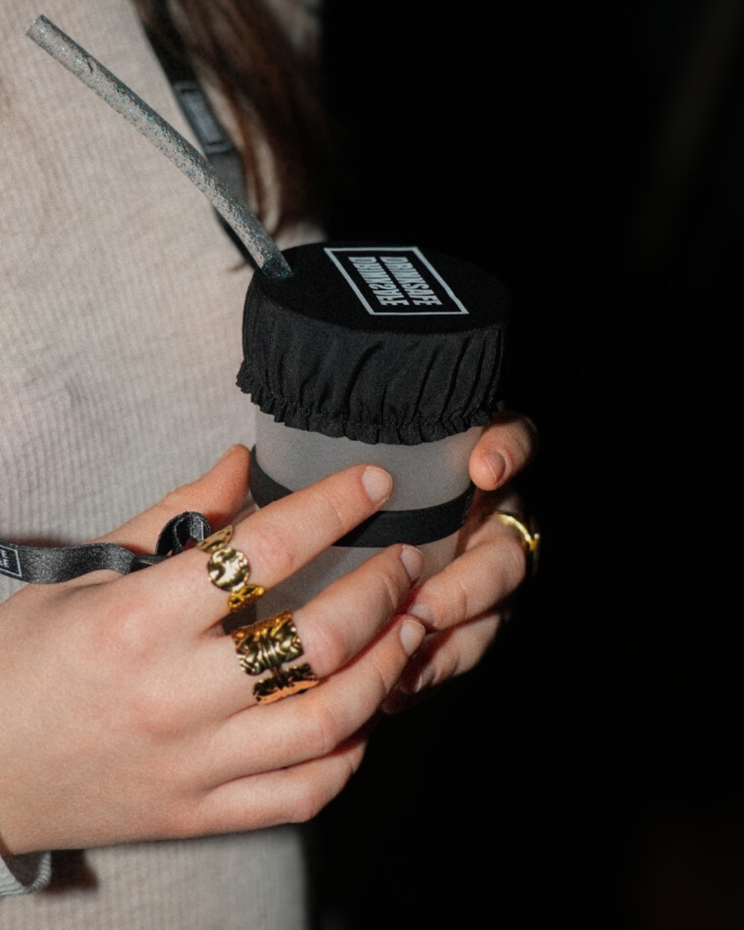 Porte gobelet protège verre